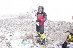  Renata na szczycie 6962 m .