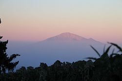  Mt Meru ze stoków Kilimanjaro